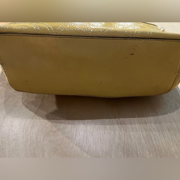 Coach Purse, vintage, yellow, authentic, well loved - Picture 5 of 6